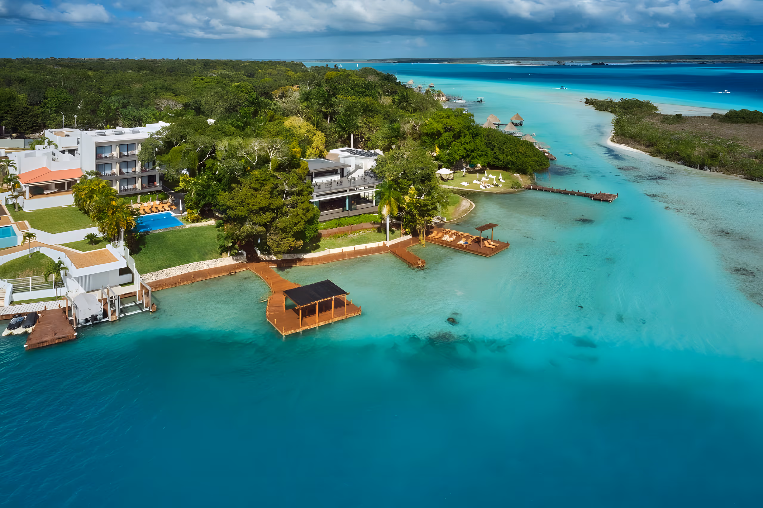 Cristalino Lagoon Front Hotel, Restaurant & Spa