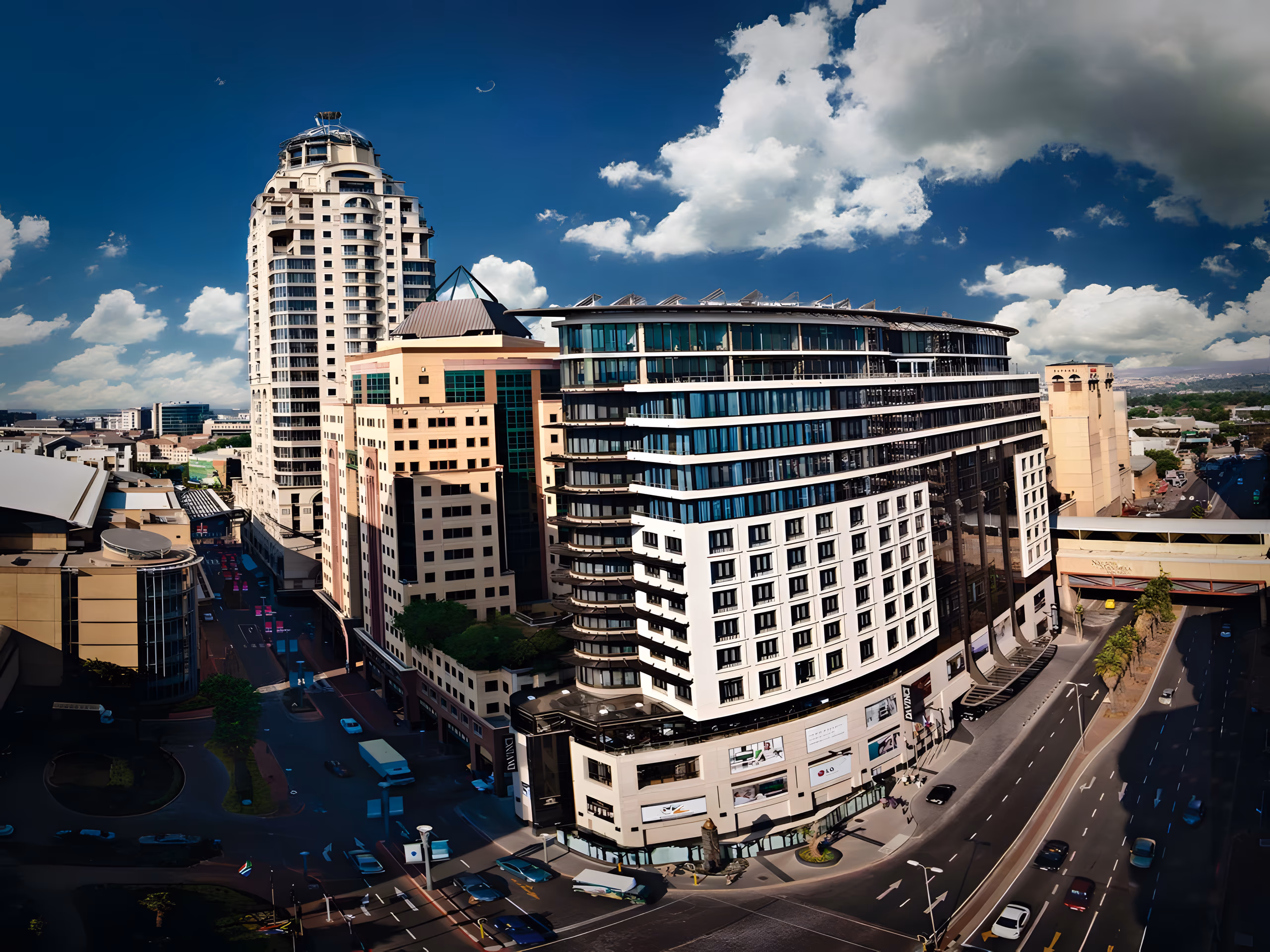 Davinci Hotel And Suites
