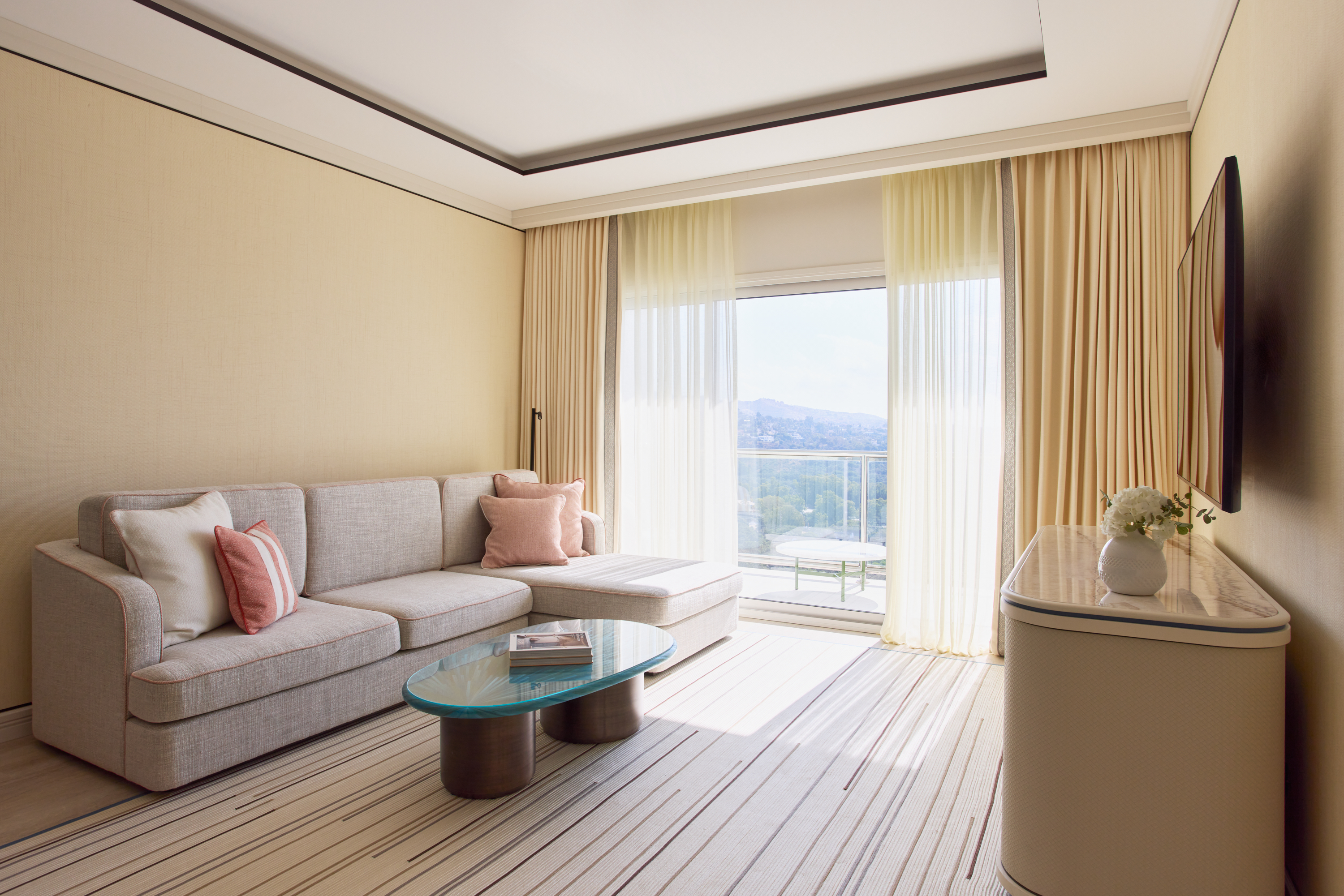Penthouse Suite with panoramic view