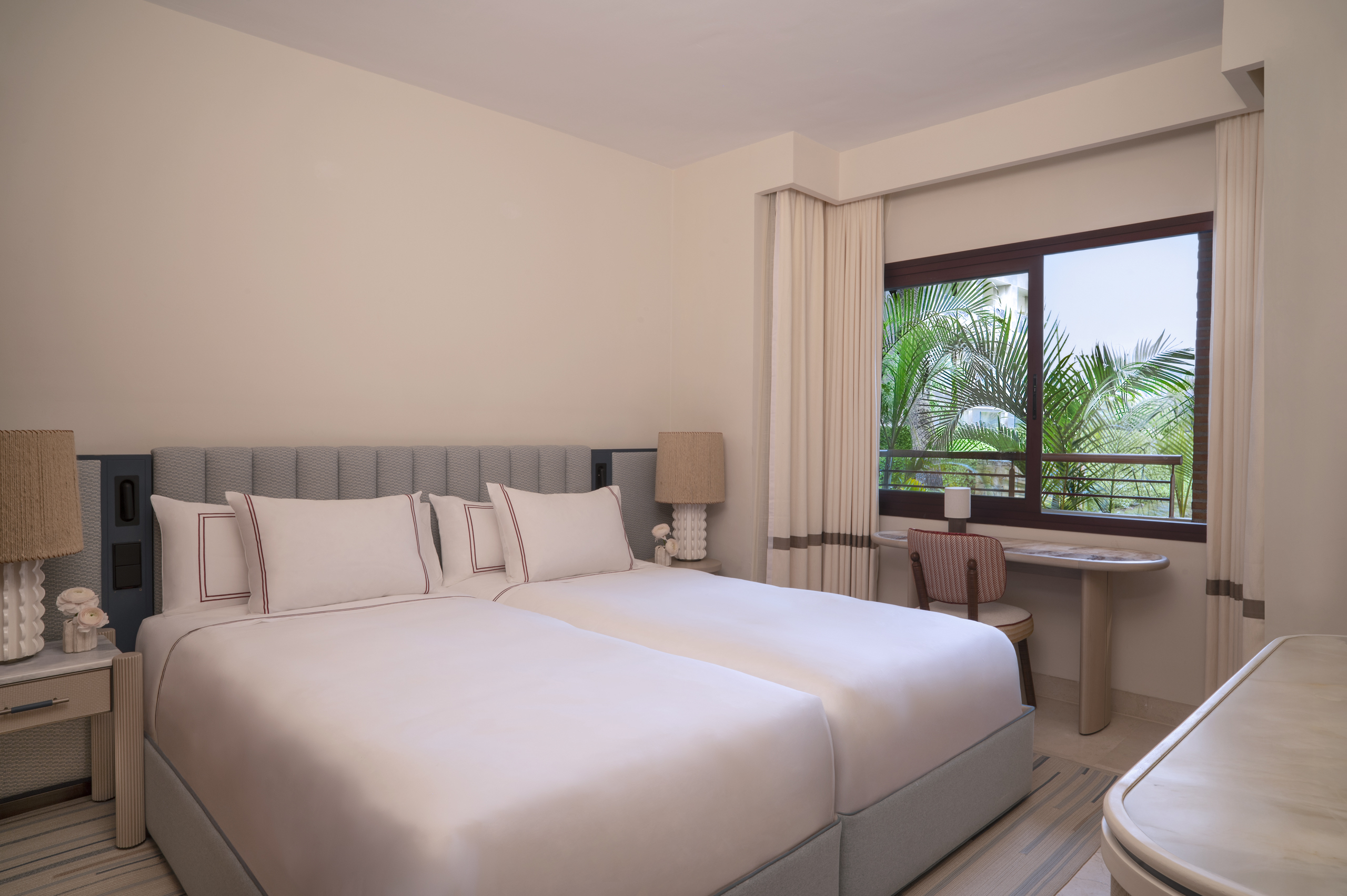 Residence Premium with 2 bedrooms (2 adults + 3 children)