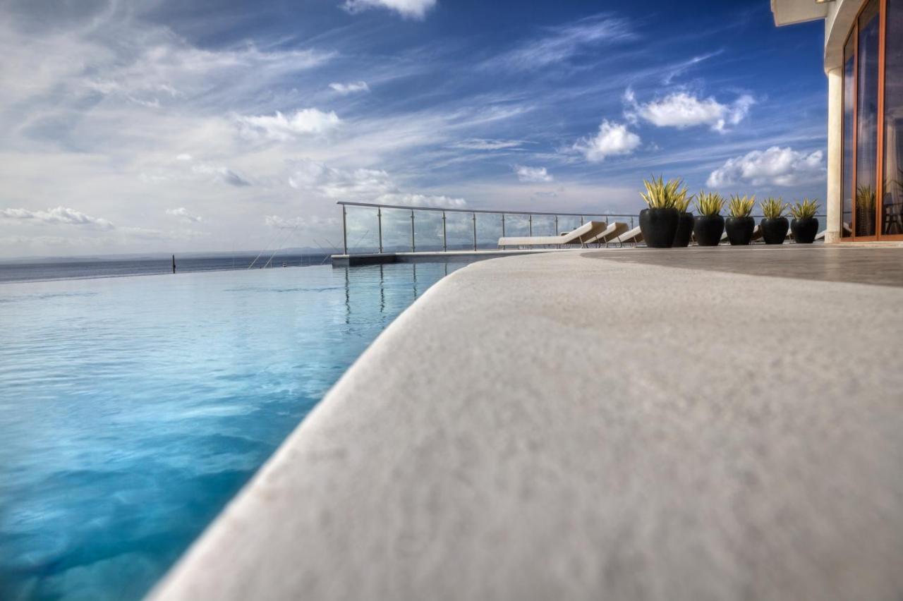 The Bannister Hotel & Yacht Club by Mint