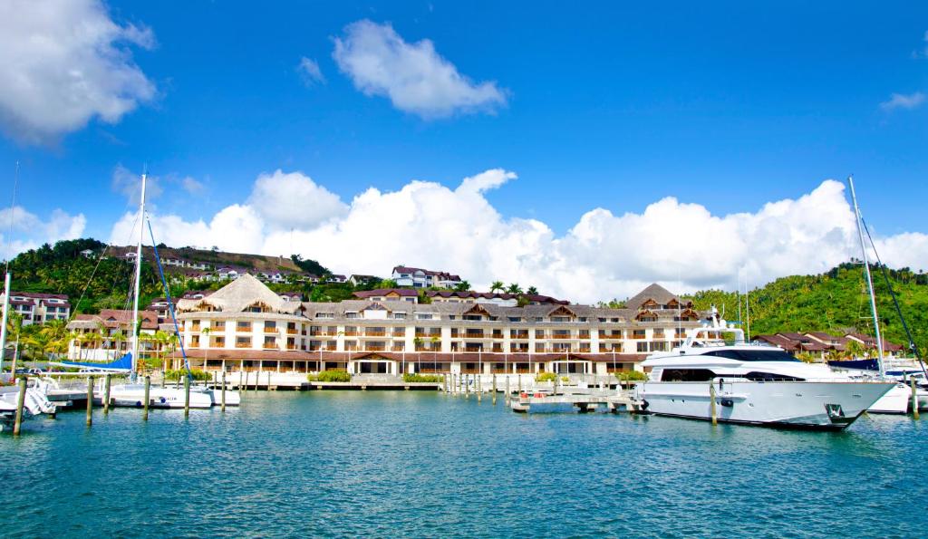Admiral Two Bedrooms Suite Ocean View