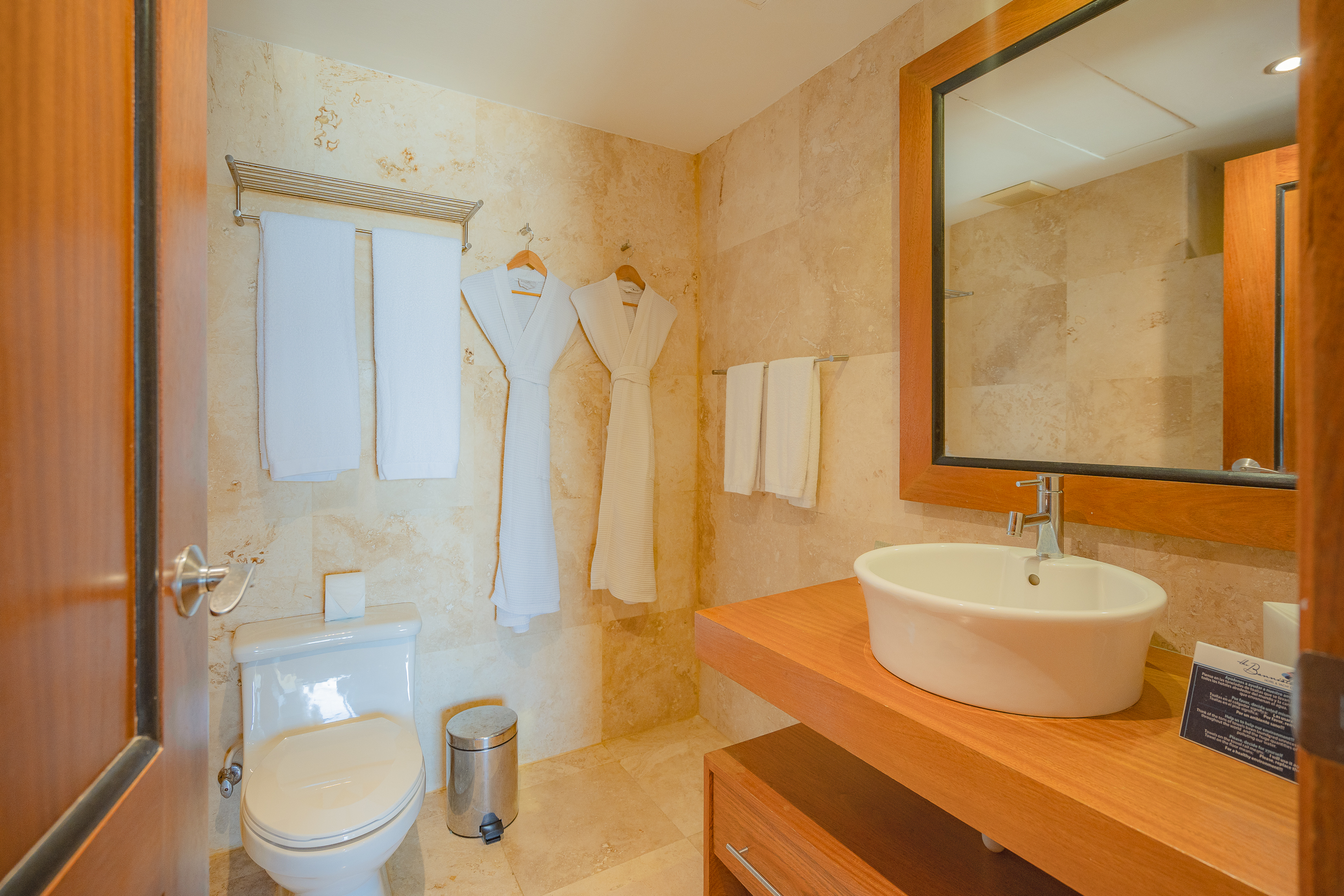 Admiral Two Bedrooms Suite Ocean View
