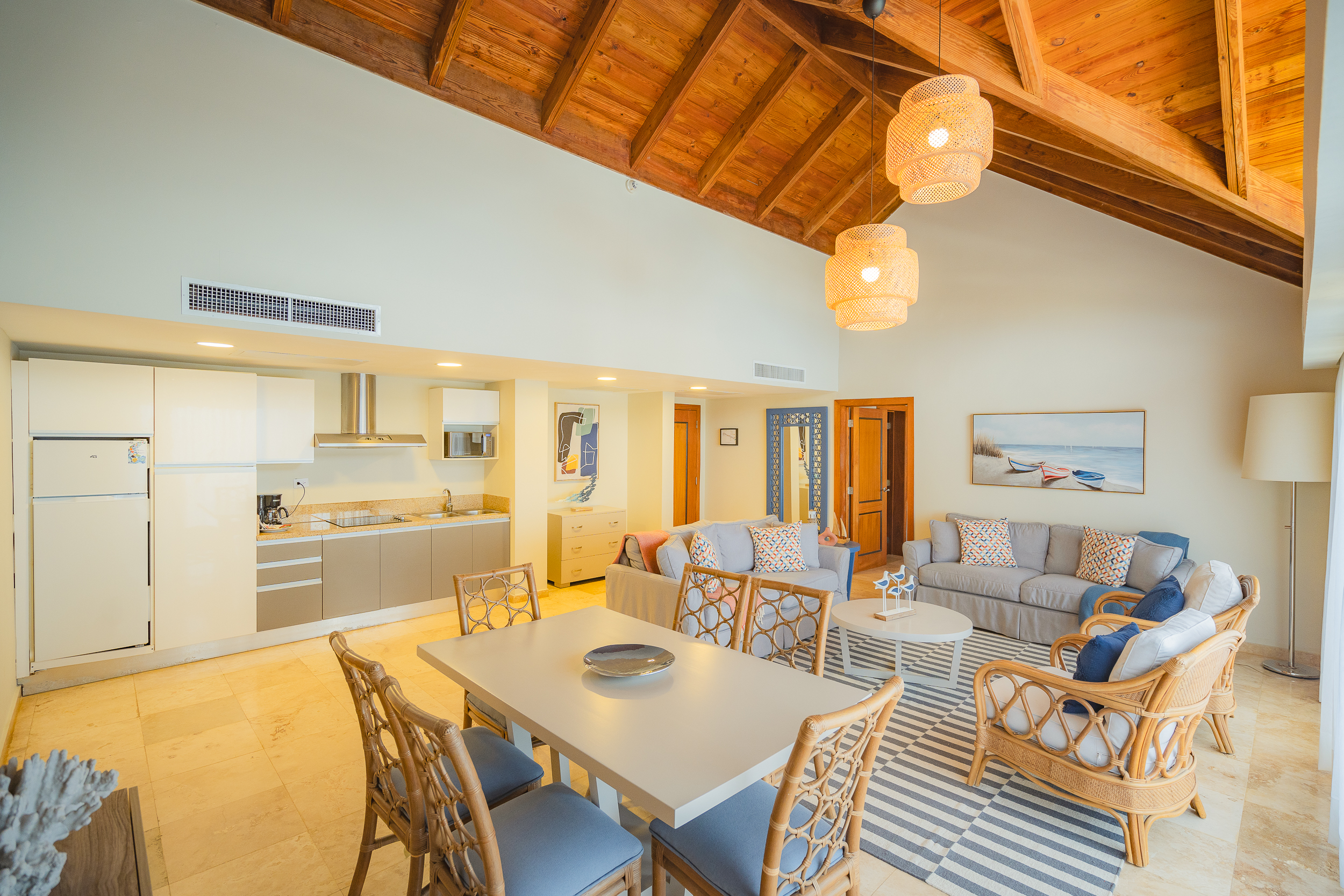 Admiral Two Bedrooms Suite Ocean View