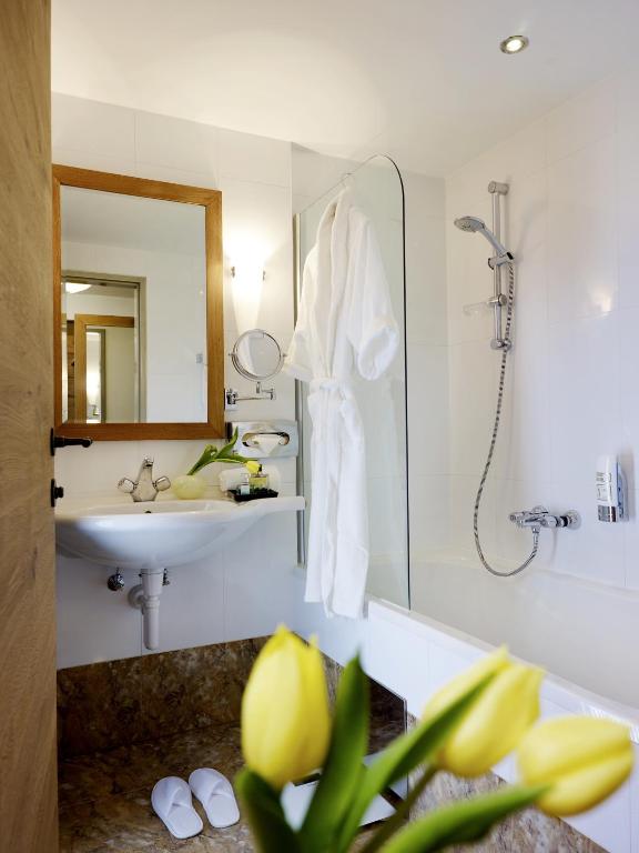 Double Room Deluxe Tyrol