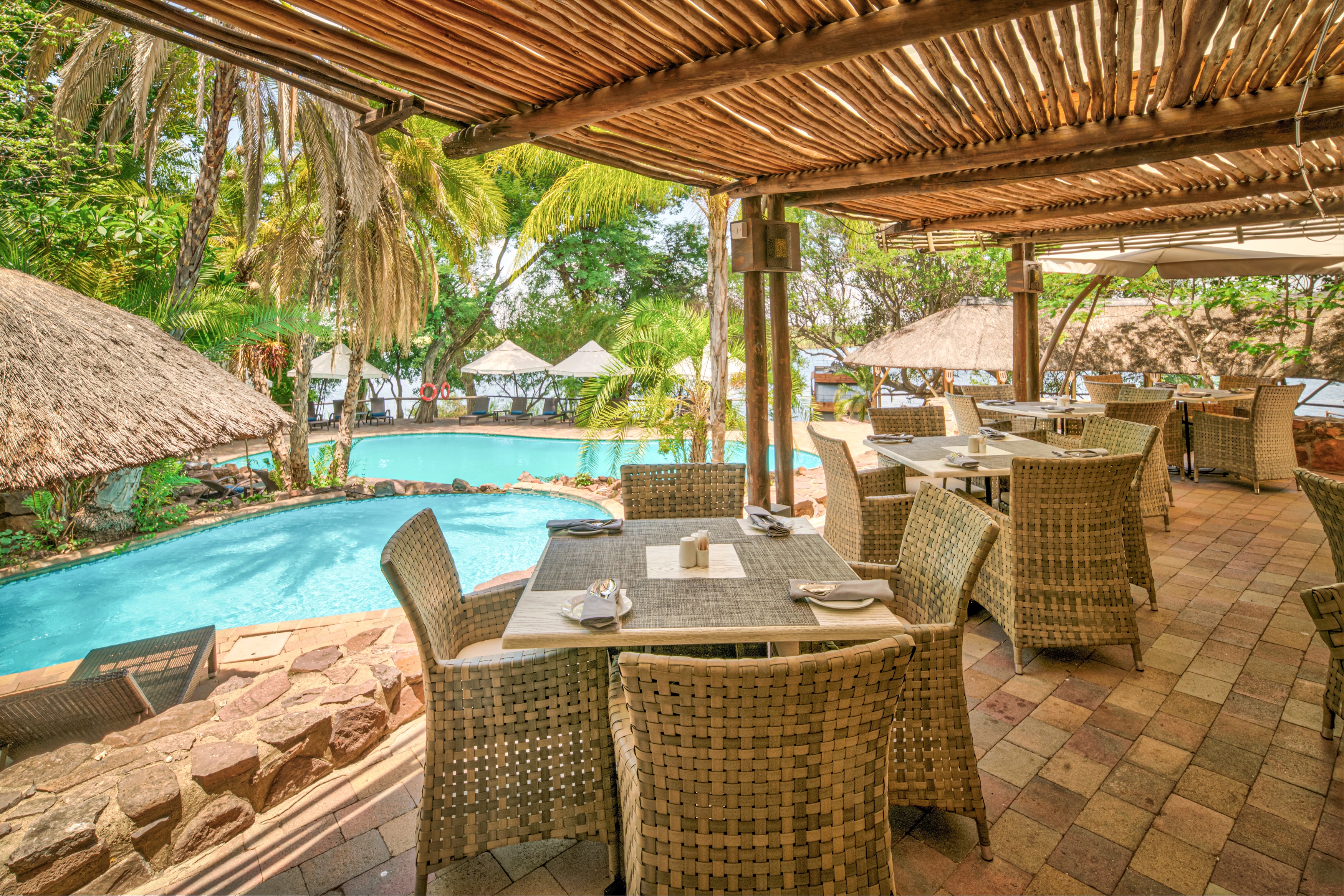 Cresta Mowana Safari Resort & Spa