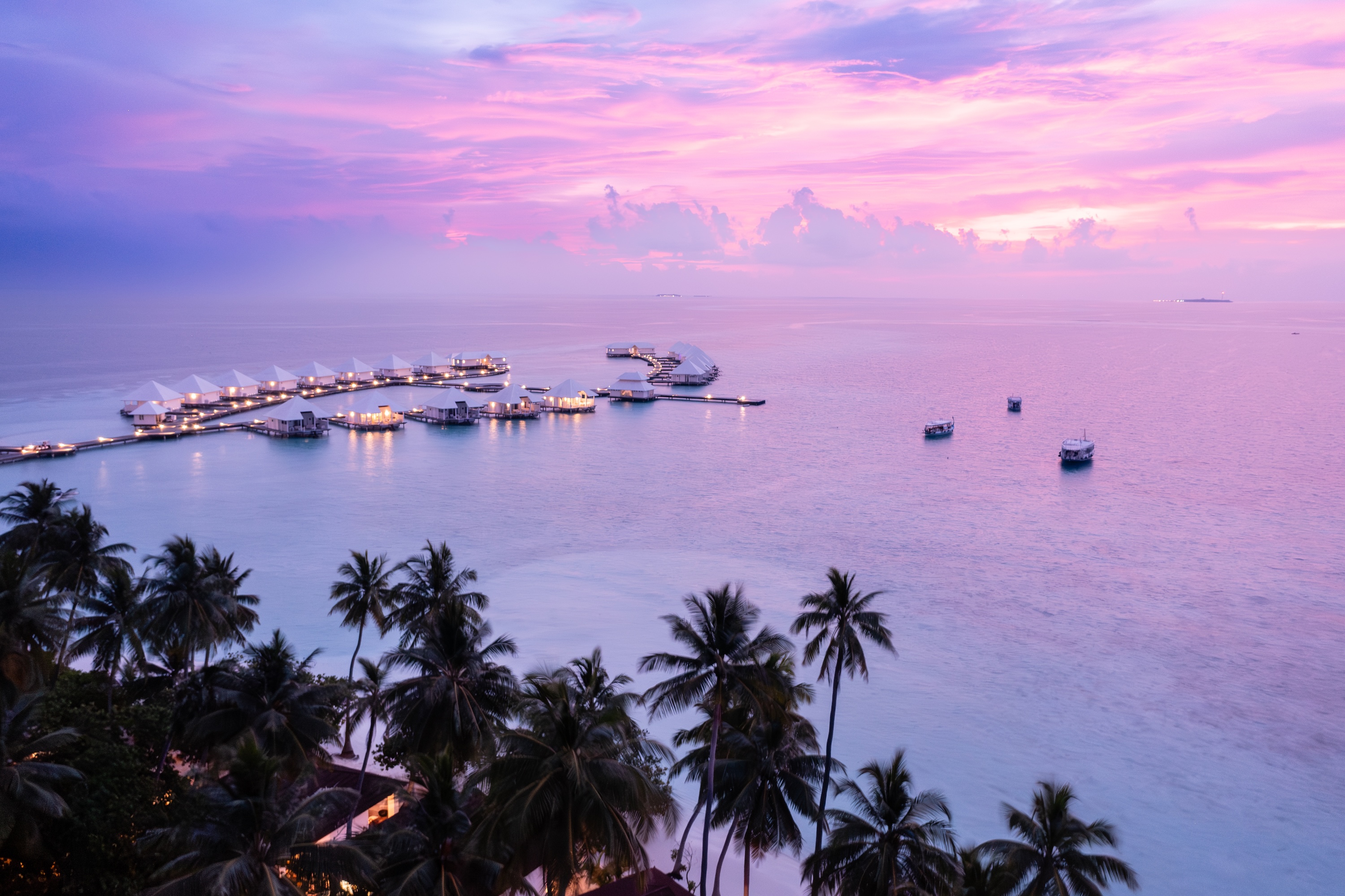 Diamonds Athuruga Maldives Resort & Spa