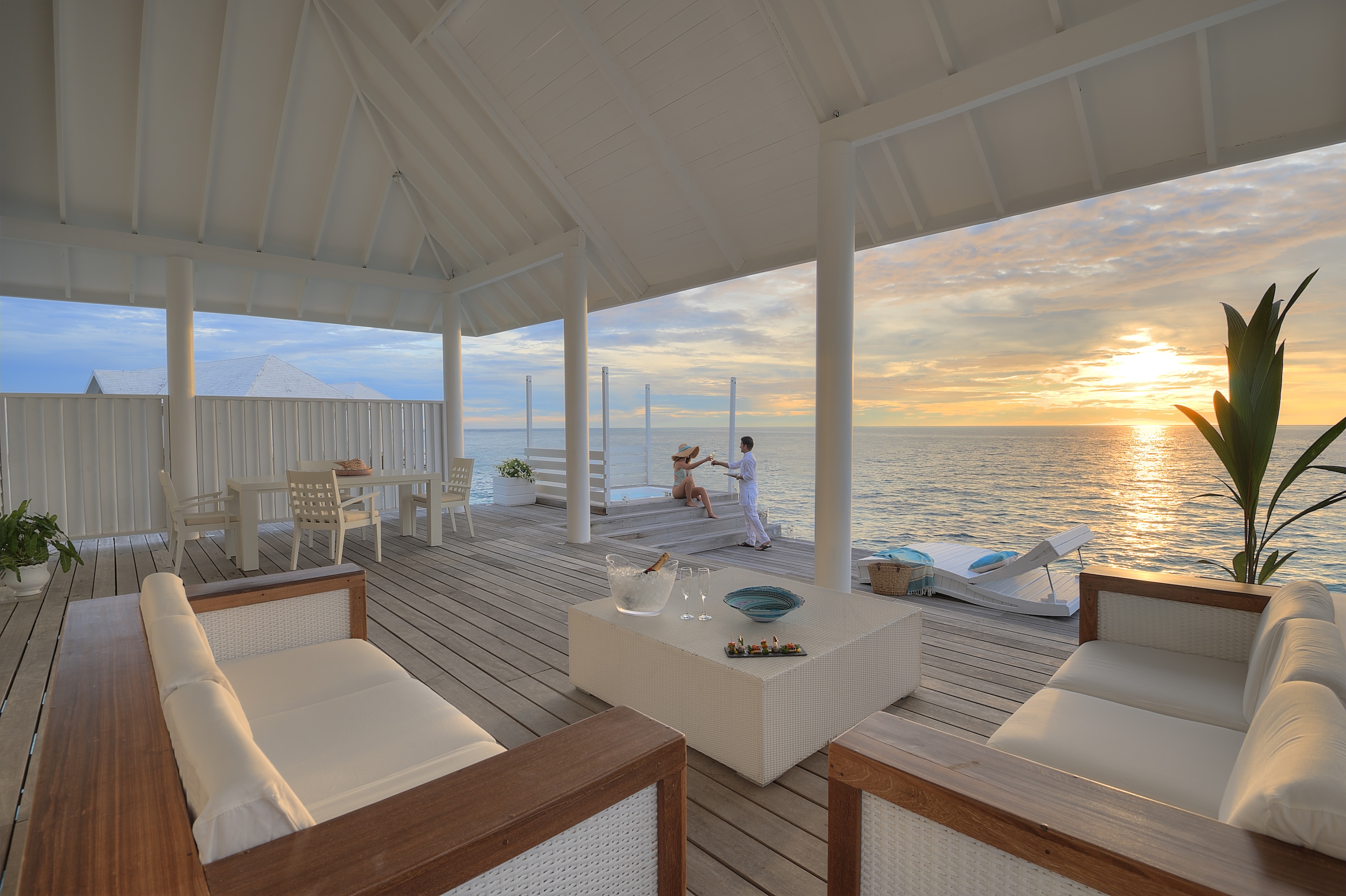 Jacuzzi Water Villa