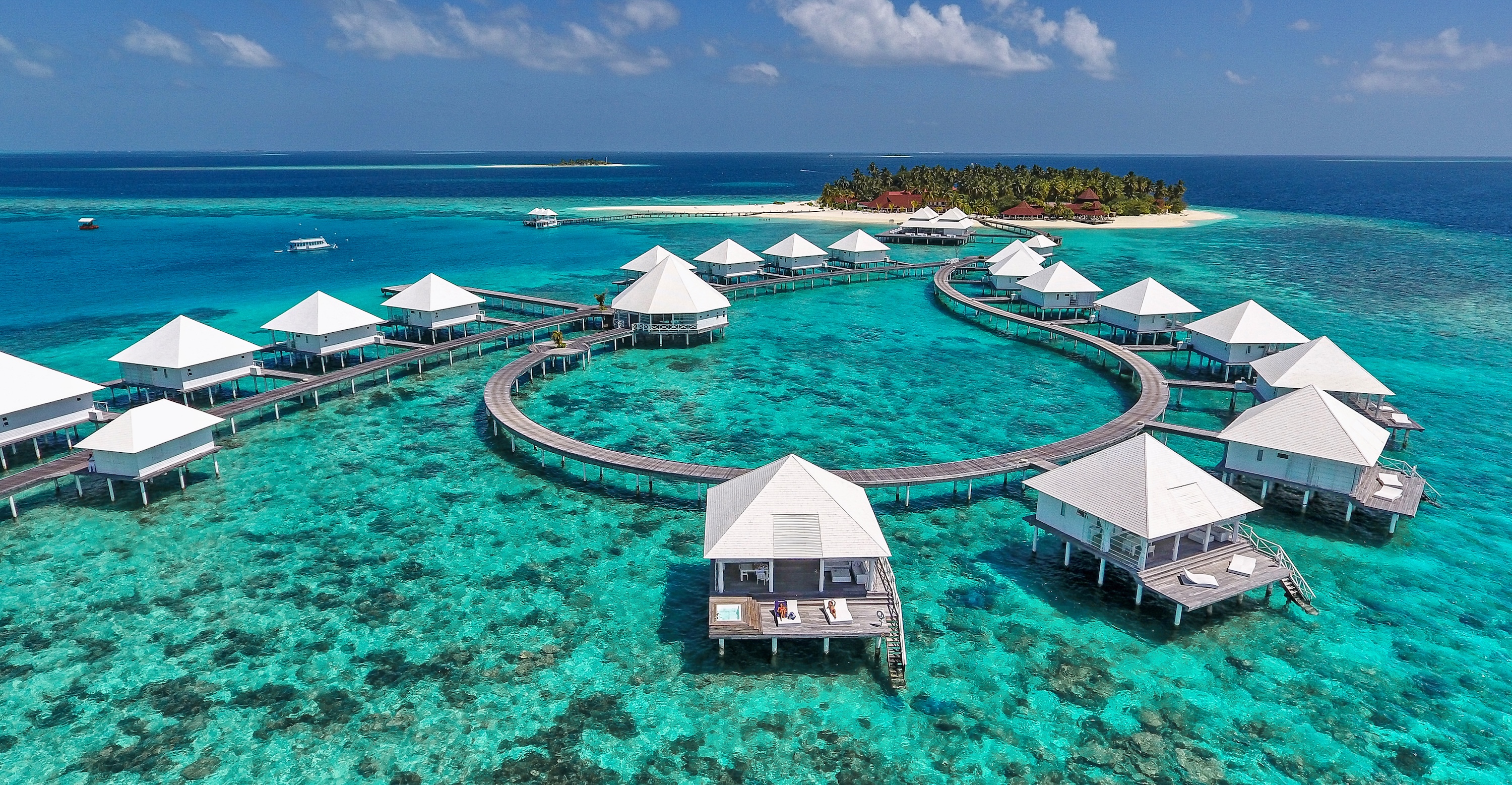 Diamonds Thudufushi Maldives Resort & Spa