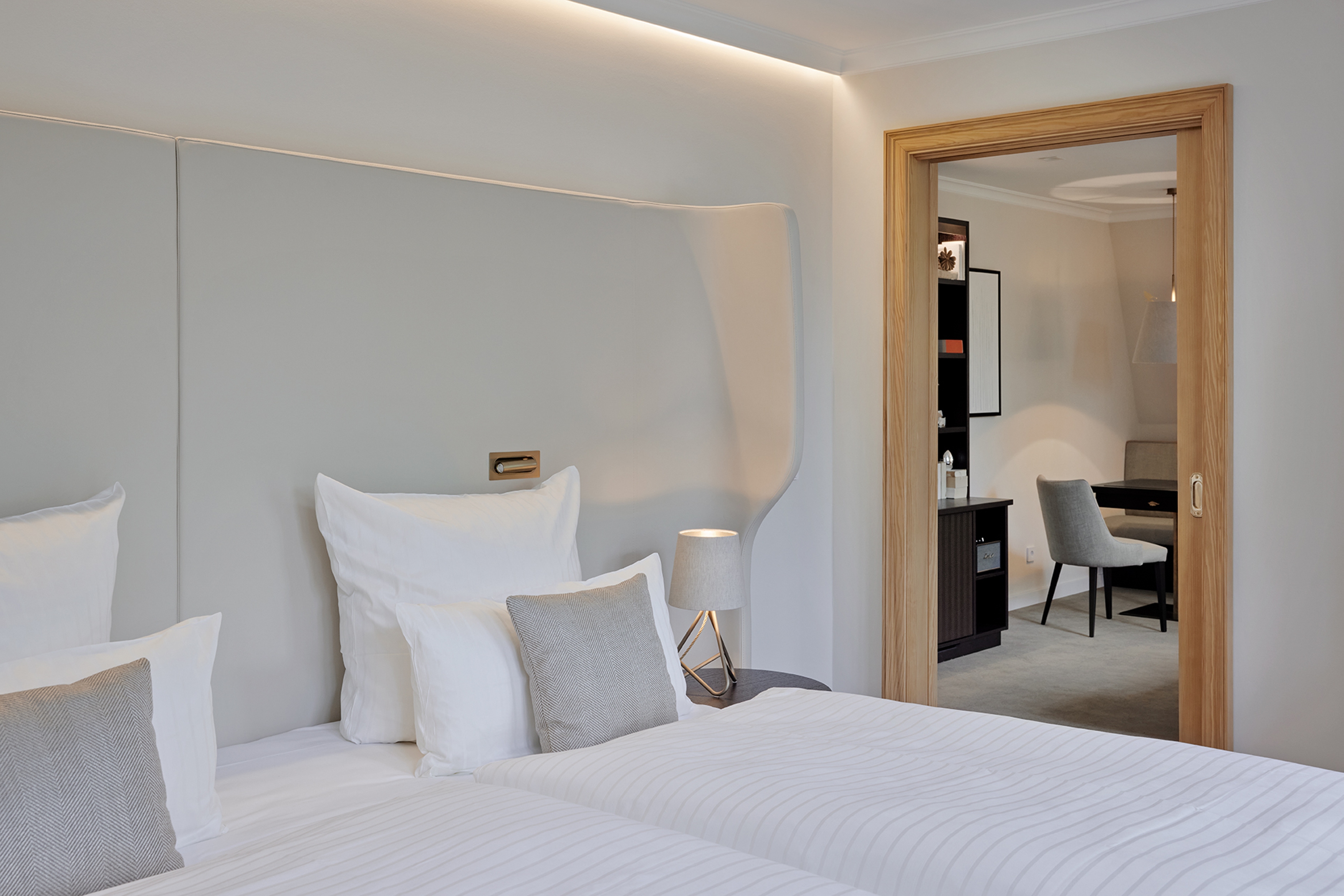 Wedding Tower Suite