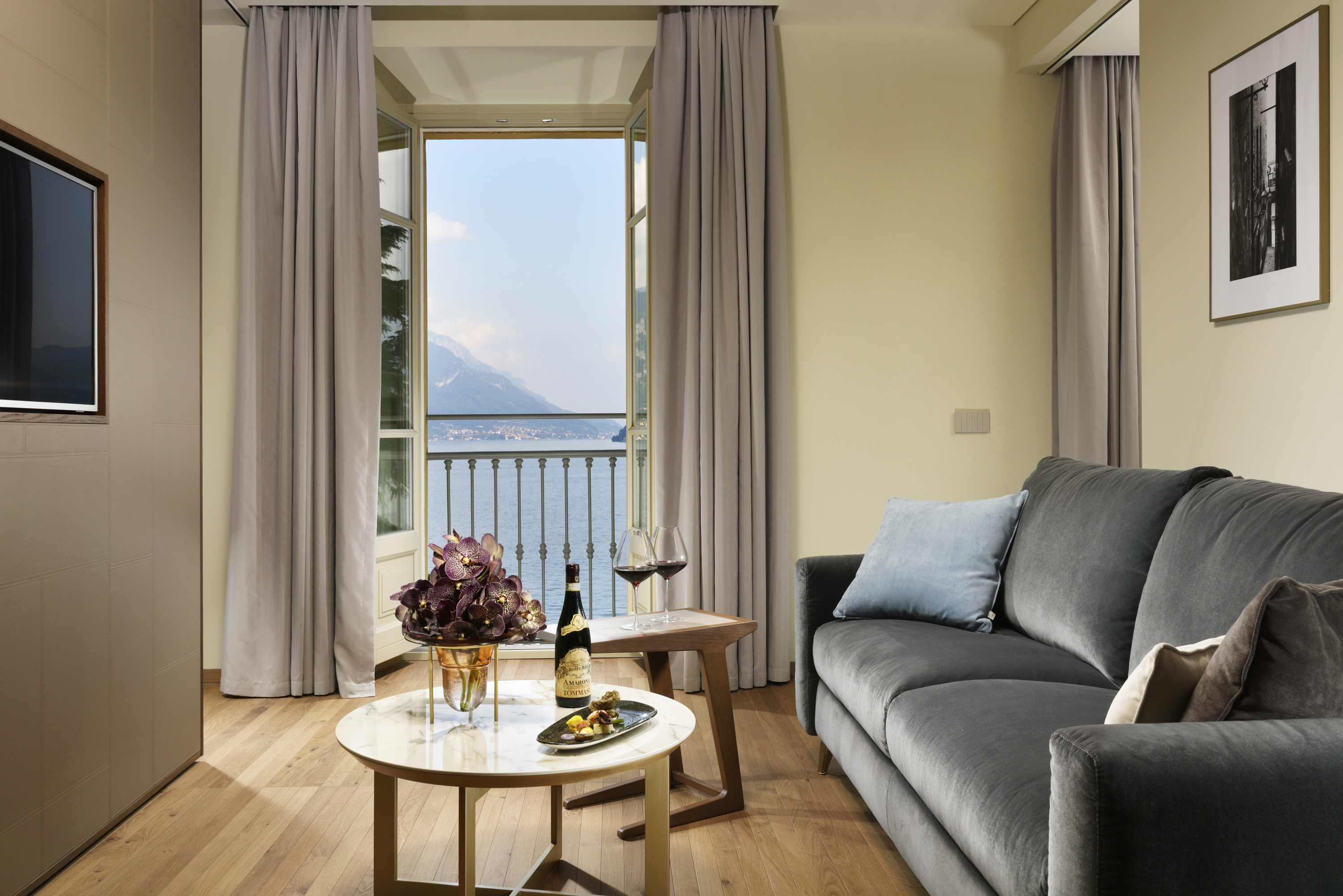 Exclusive Suite with Lake View